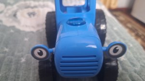 Синий трактор