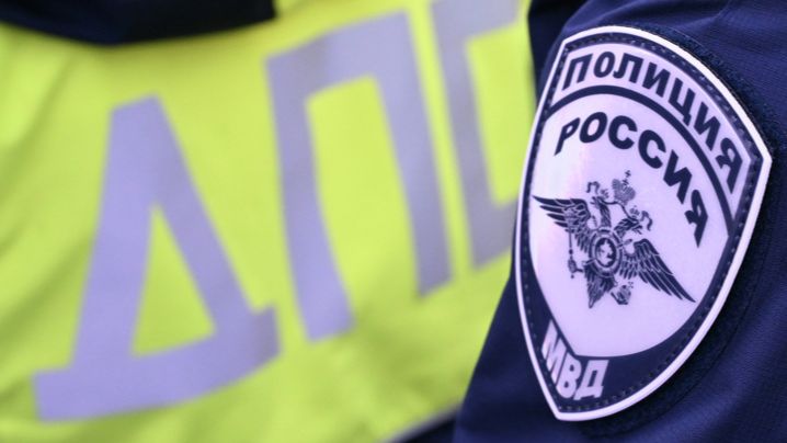 Ранним утром на МКАД в Москве столкнулись девять авто