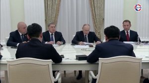 Владимир Путин принял Премьер-министра Монголии в Кремле
