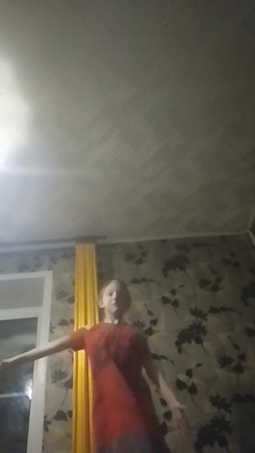 пытаюсь что-то станцевать но не получается 😢😐 смотреть онлайн