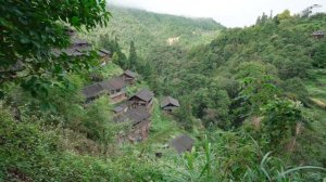 Китай. Прогулка по изолированной деревне Дэнлу в горах Китая