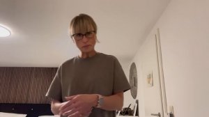 Песня под оригинал качаясь на ХУ