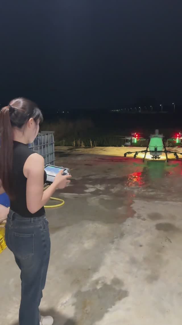 "Воздушная охрана" над рисовыми полями, #с/х дрон @dq060609