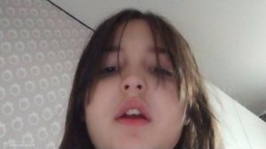 девочка с каре