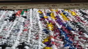 Коврик из полиэтиленовых пакетов. Не копите пакеты в пакете!