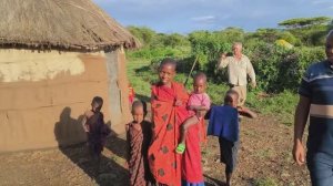 семья масаи. "современный" быт.  танзания.  #масаи #племя #танзания #путешествия