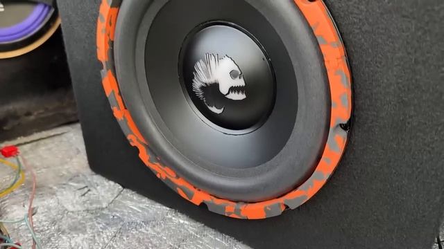 установка и прослушка от DL audio Piranha 10A SE активный саббуфер смотреть онлайн