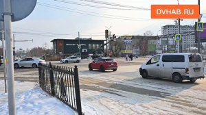 Исчезновение светофора на Павла Морозова привело к коллапсу