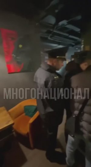 Наш подписчик снова накрыл заведение с консуматоршами в Москве, которым владеют абу-бандиты