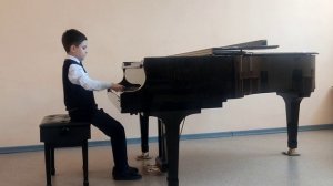 Филатов Лев И.Беркович Токкатина
И.Бах Маленькая Прелюдия ре-минор №5 ДМШ№1 им.А.С.Зацепина .mp4