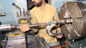 Удивительный токарный процесс восстановления поворотного кулака подвески