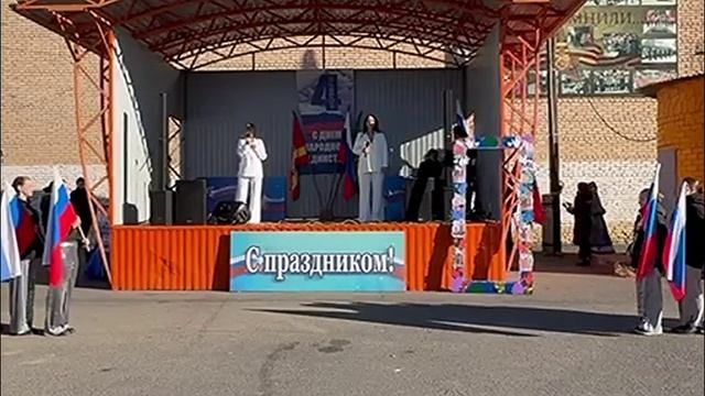 "Я из России " - вокальный коллектив "Голоса России" смотреть онлайн