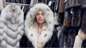 Тренды сезона Новинки Шубы Бомберы