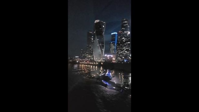 Москва Сити ночью