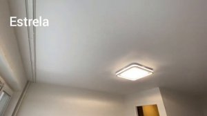 Натяжной матовый потолок с потолочным карнизом для штор