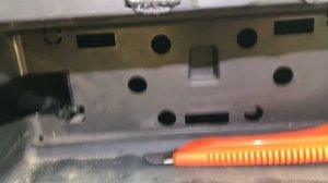 как достать моторчик печки