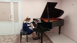 Реутская Настя. И.С. Бах - "Двенадцать маленьких прелюдий" Маленькая прелюдия №7, e moll