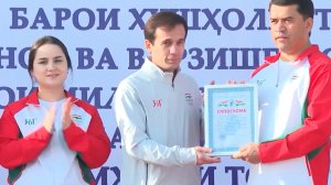 Праздничный забег ко Дню государственного флага состоялся в Душанбе