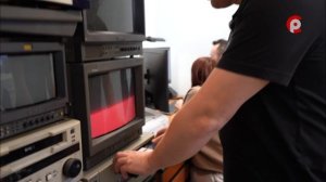 Поздравления с профессиональным праздником сегодня принимали сотрудники всех телеканалов.