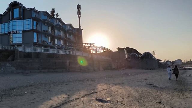 Дагестан Махачкала прогулка по пляжу и показал вам море.