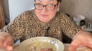 Я даже не спорю,а просто кушаю/Мукбанг