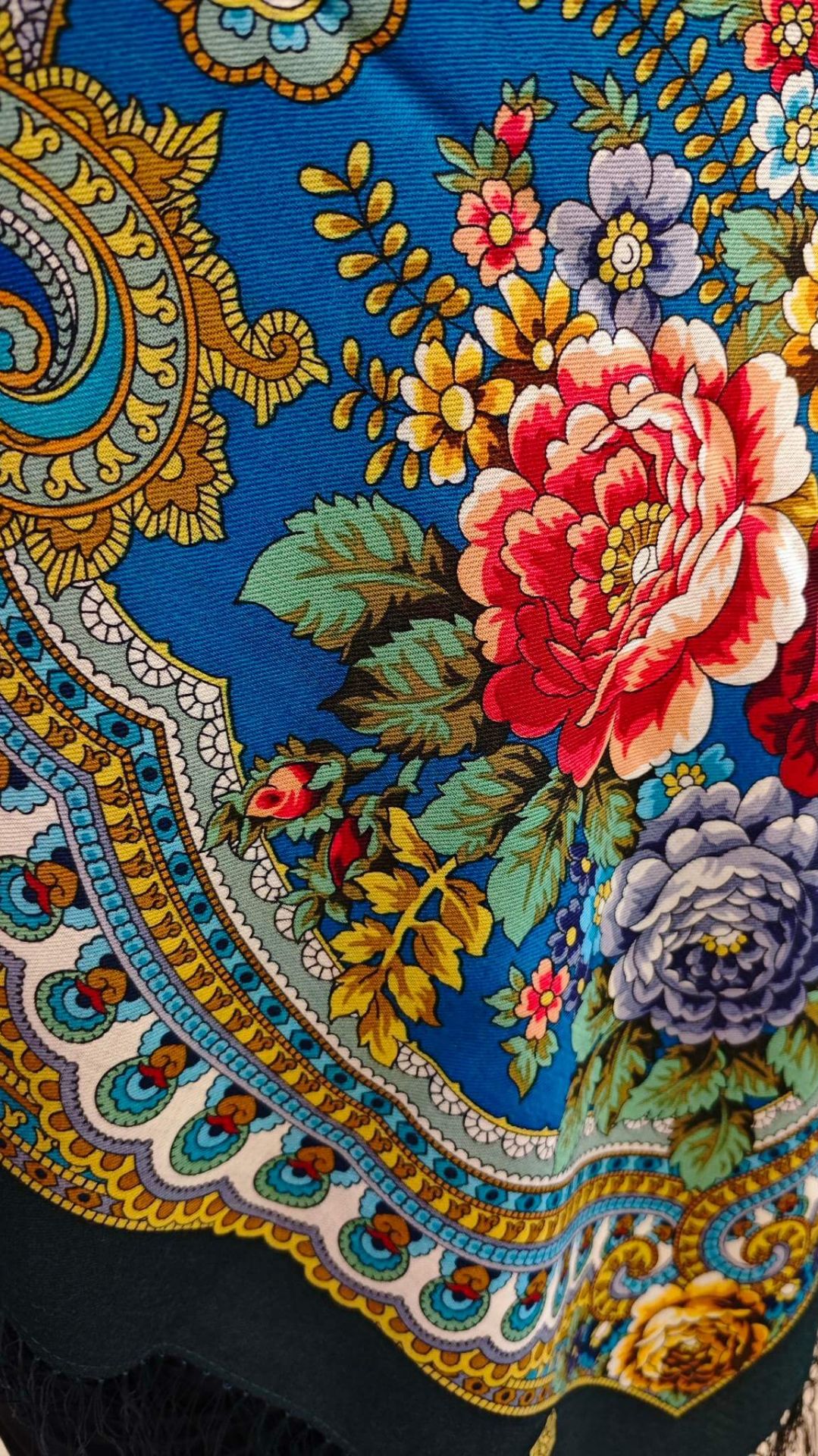 Павловопосадский коллекционный платок «Петрушка»1974-14 смотреть онлайн