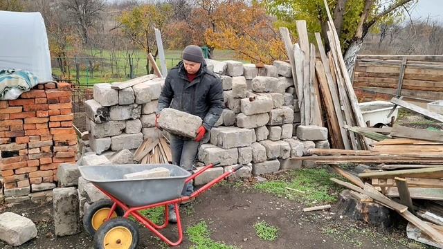 РЕМОНТ СТАРОГО ДОМА  БЛАГОУСТРОЙСТВО ДАЧИ  СТРОИМ ЯМУ СВОИМИ РУКАМИ ИЗ БЛОКОВ  ЖИЗНЬ В ДЕРЕВНЕ