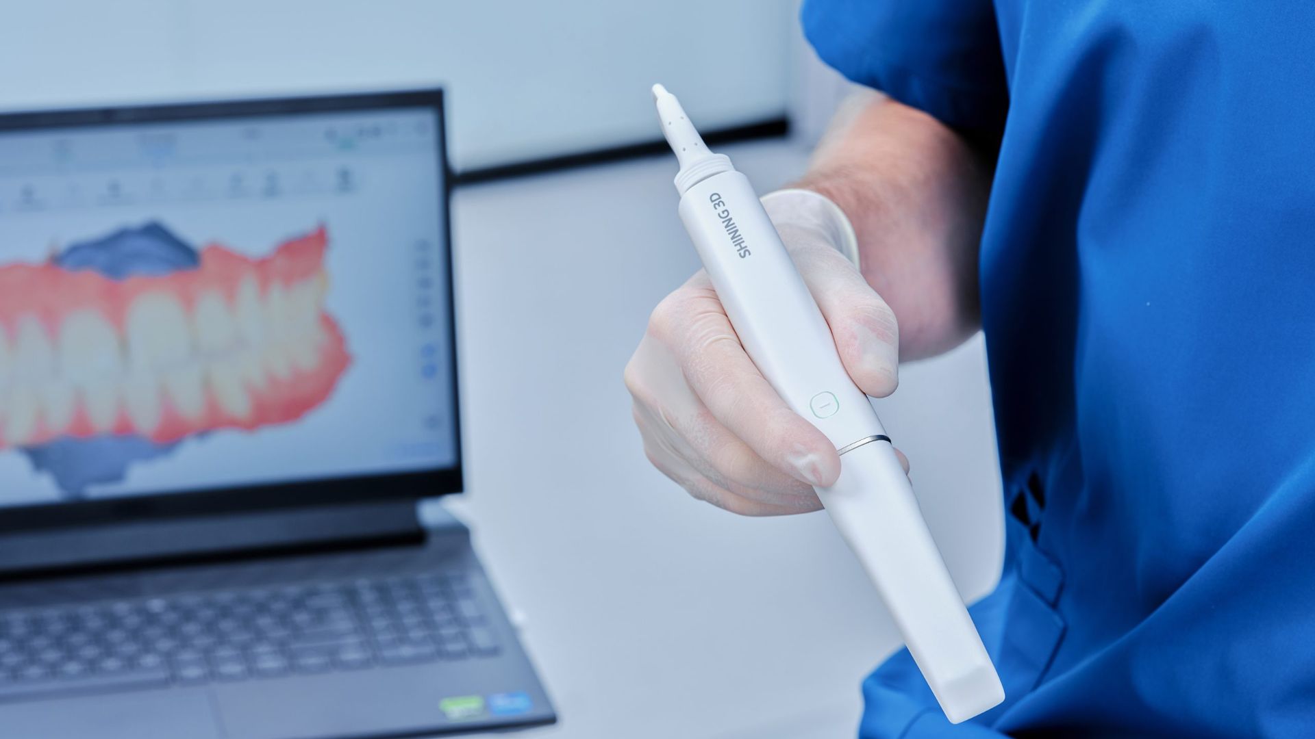 Видео-обзор на лучший интраоральный стоматологический сканер SHINING3D Aoralscan ELF от доктора