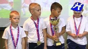 Награждение юных Новошахтинских футболистов