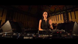 Концерт диджея - Amelie Lens