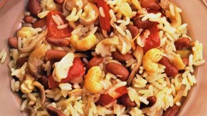 Красная фасоль с рисом и перцем
