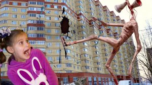 СИРЕНОГОЛОВЫЙ пытается разрушить наш дом