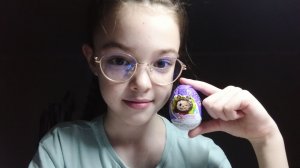 Скромная распаковка шоколадного яйца✨ #ваша_саша😝