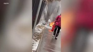 В Москве у курьера взорвался самокат