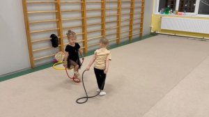 Дюймовочки