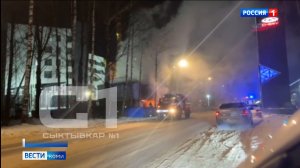 В Сыктывкаре загорелся строительный балок на территории новой инфекционной больницы