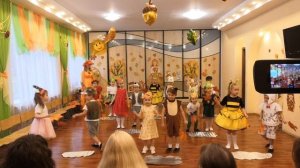 ср гр танец По осенней лужице