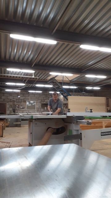 в столярную бытность