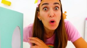 Ники, Влад и коробки с игрушками! Видео для детей!