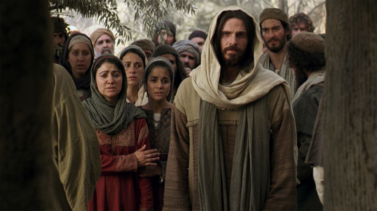 Иисус воскресил Лазаря / Лазарь восстал из мертвых / Воскрешение Лазаря / Иисус оживил Лазаря смотреть онлайн