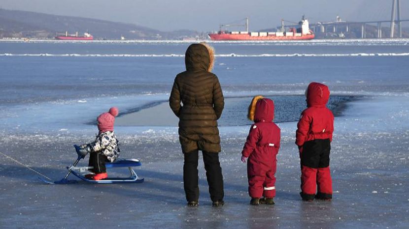 Число многодетных семей в России с начала года выросло более чем на 8% смотреть онлайн