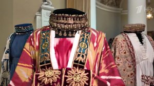 Участники из 32 стран представили свои коллекции на форуме "Содружество моды" в Санкт-Петербурге