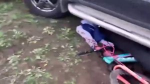 Херсонская обл. ТЦК в погоне за "мясом" насмерть сбивает мужика с ребенком. Зондеркомандам можно.