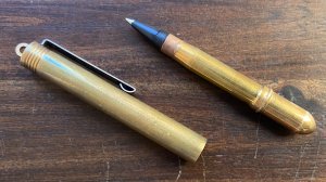 Ручка-роллер от Traveler's Company