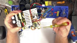 Регулируемый б/п, облегчения при монтаже.