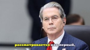 Глава Минфина Бессент показал первый за 25 лет магнит из редкоземельных металлов