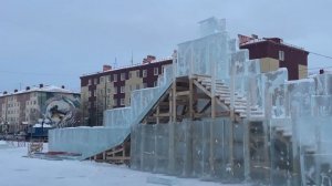 Ледовый городок  "Космический"