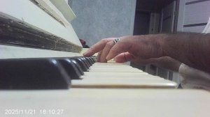 Исполняя притчу Христову о талантах - исполняю авторский вальс на пианино