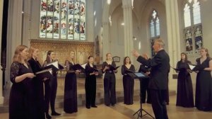 Ave Maria - Holst - Tenebrae conducted by Nigel Short