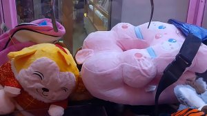 Достаем ОГРОМНУЮ игрушку из автомата Хватайка.